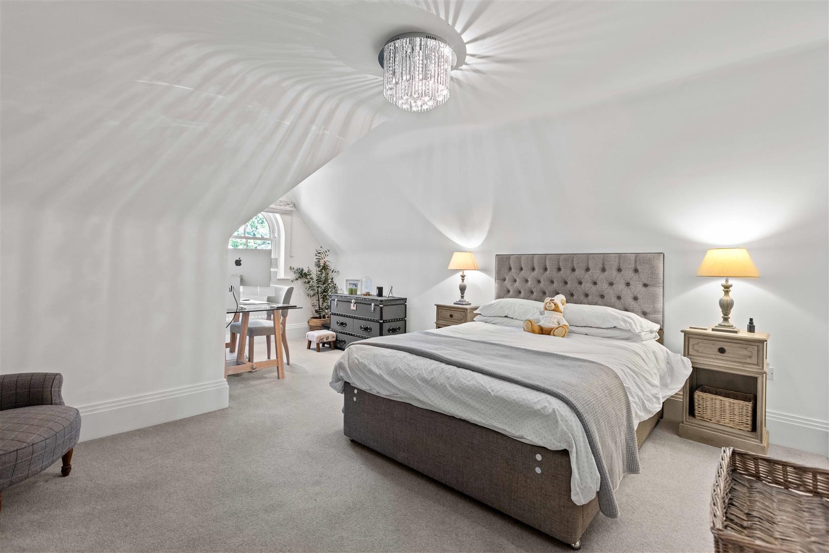 Property Image de239d0d-eb36-40e6-9505-6836063770dd