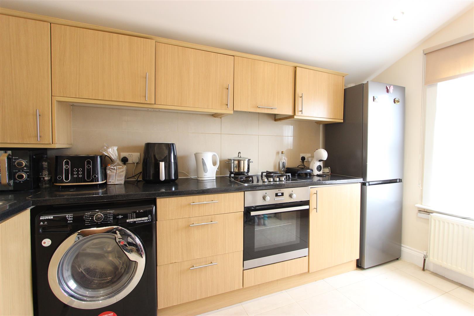 Property Image de478687-d4e2-4634-90fe-a58208457653