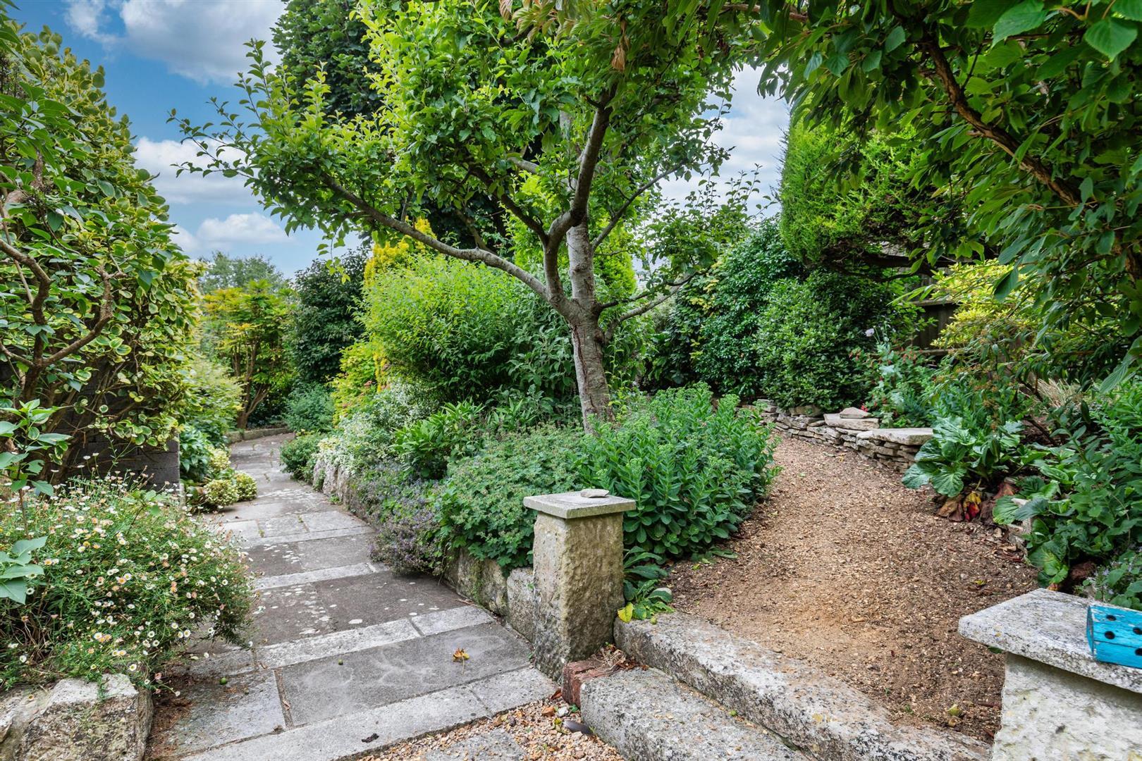 Property Image de502650-98cc-4b9a-b1a1-8ac03c3a3b59