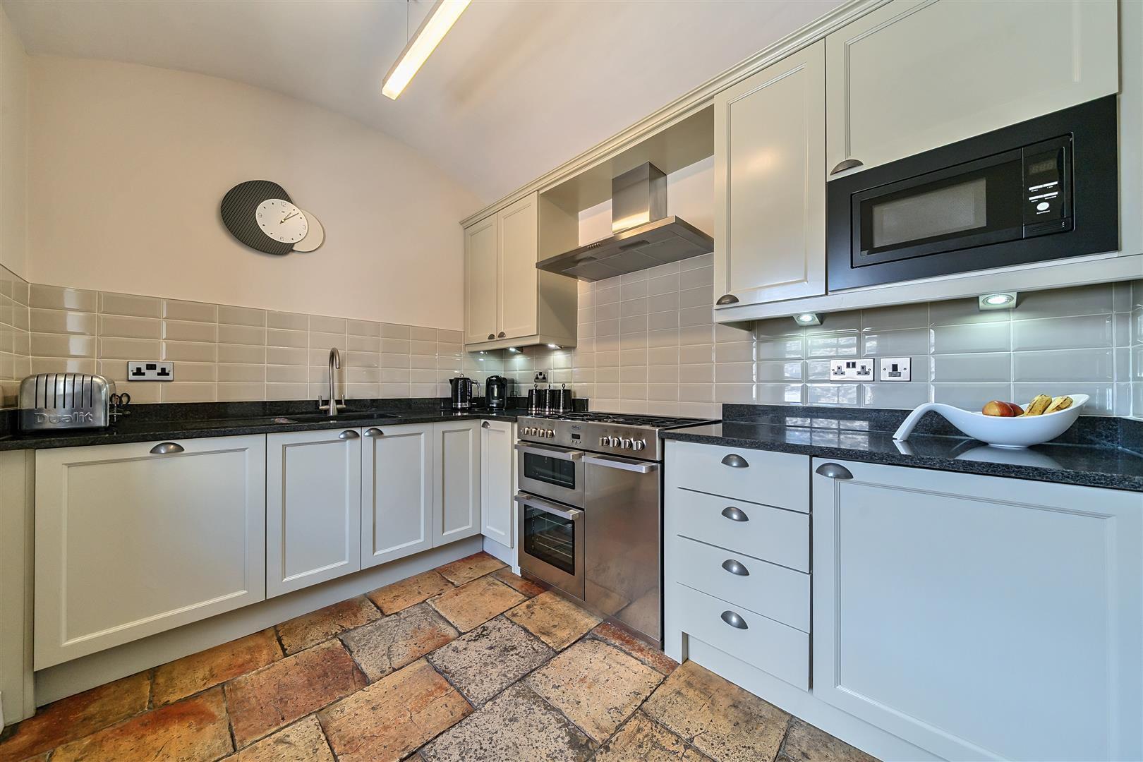 Property Image de61a4a9-addb-4231-b4b7-1a869c67359e