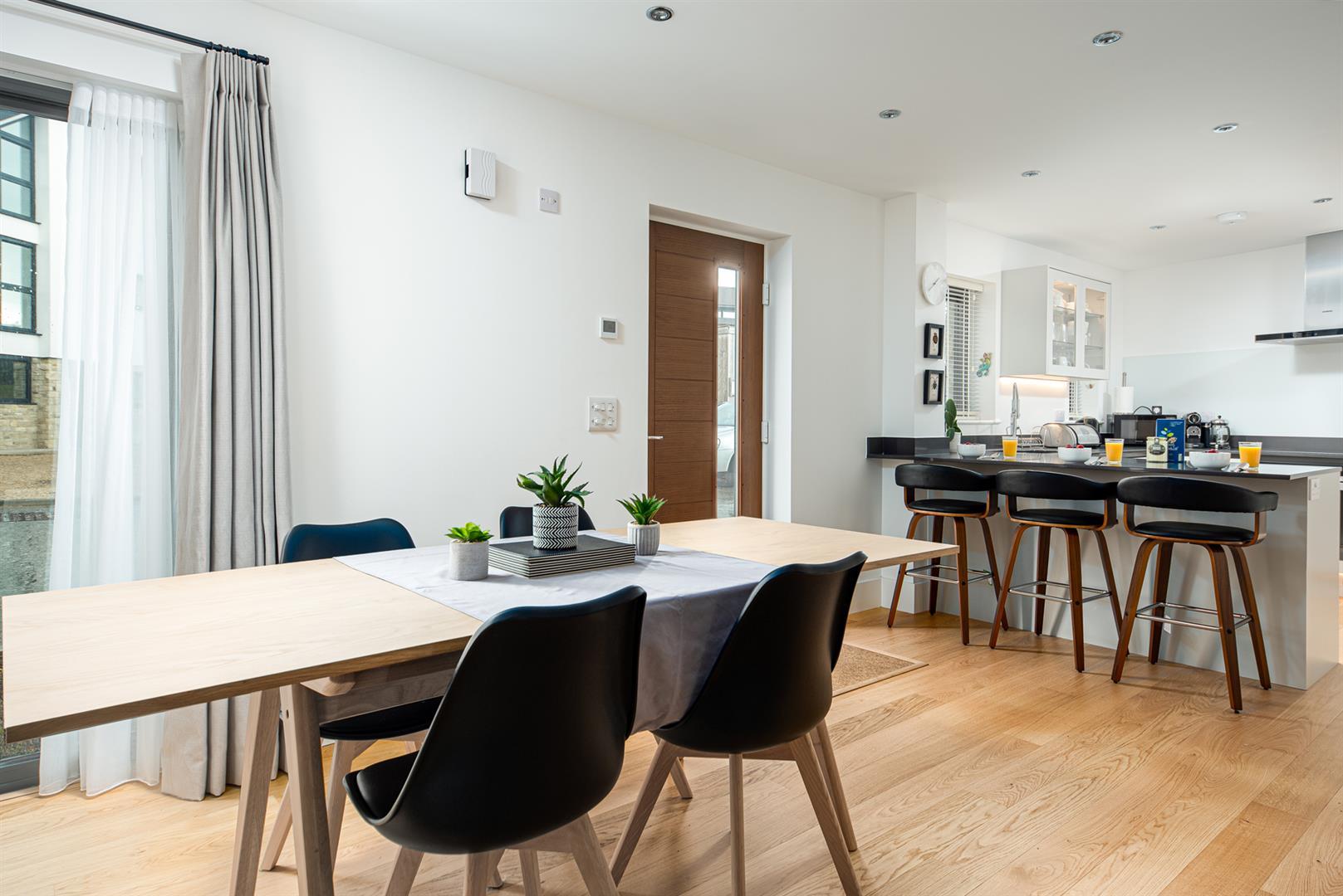 Property Image de97f89e-2a96-4630-82e6-185b7ab4fcdc