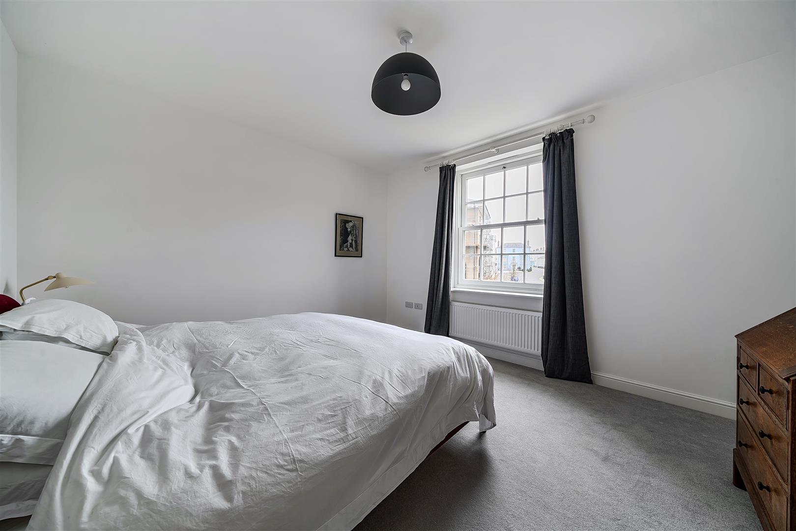Property Image de99deb9-30c2-4f36-9bbb-f7d2867931b4