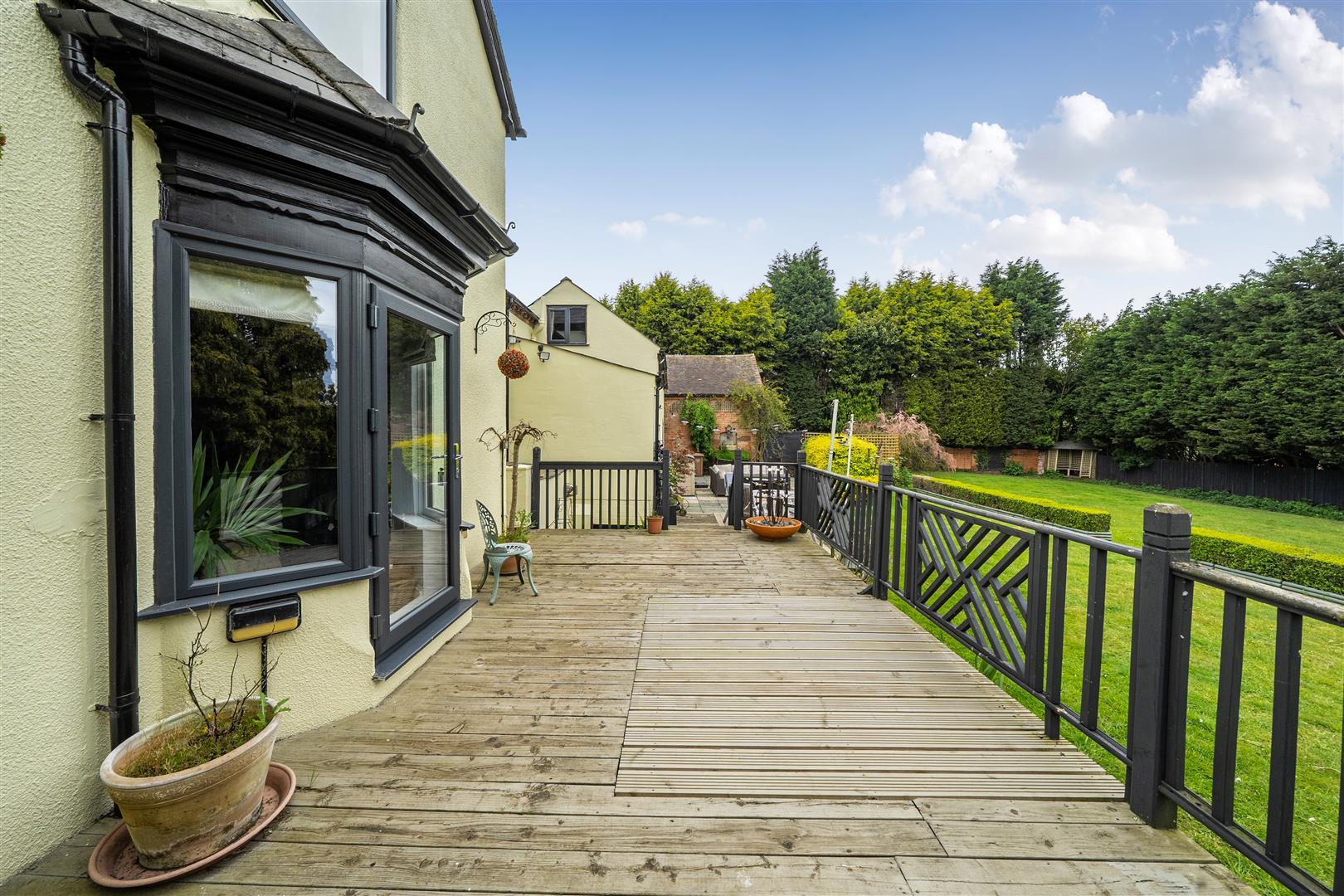 Property Image de9d37cd-aa8c-43f6-aadf-8428c38c0cf1