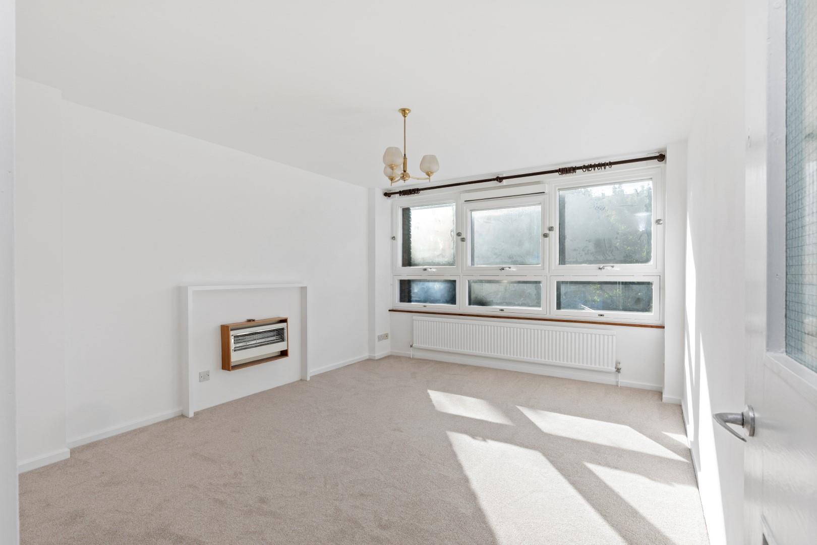 Property Image dea7b8b4-1e23-440f-81c4-0300b8811097