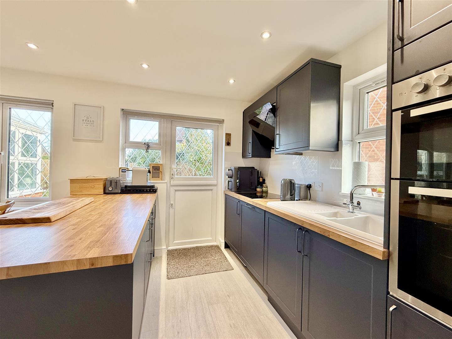 Property Image deacf735-ad0a-4dcf-ad8e-fc9c354a5985