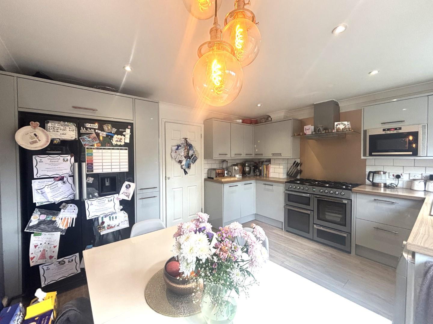 Property Image debf9c64-1e5f-4385-8735-d5fd310d5e83