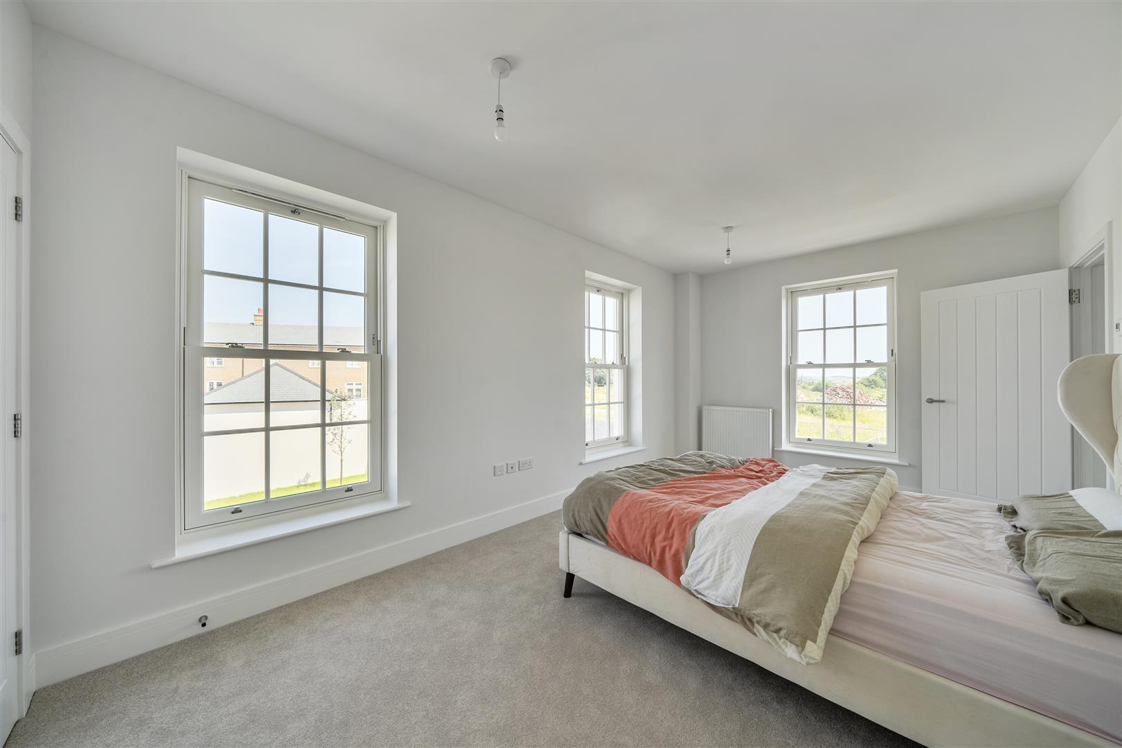 Property Image decfa4c6-6291-4b79-b9c3-224497902fd9