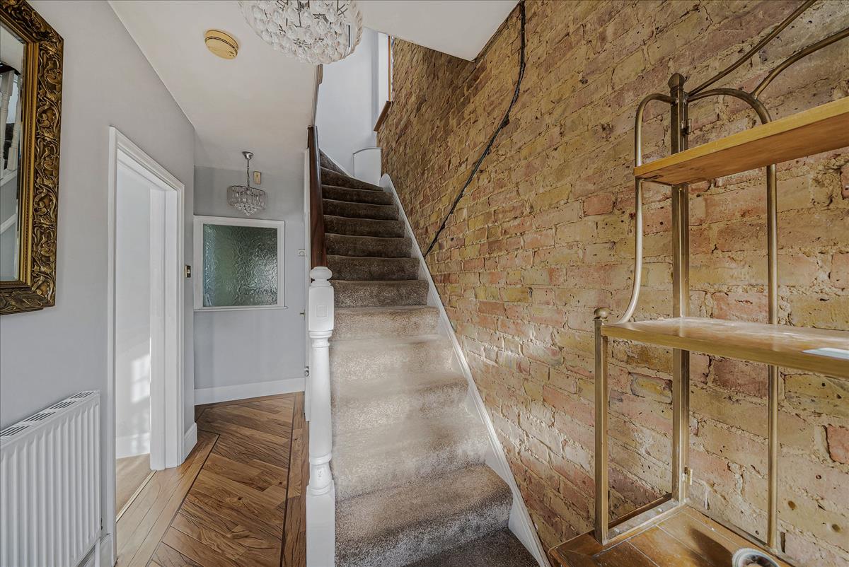 Property Image ded03ec7-41fd-449a-93fa-f998250a1193