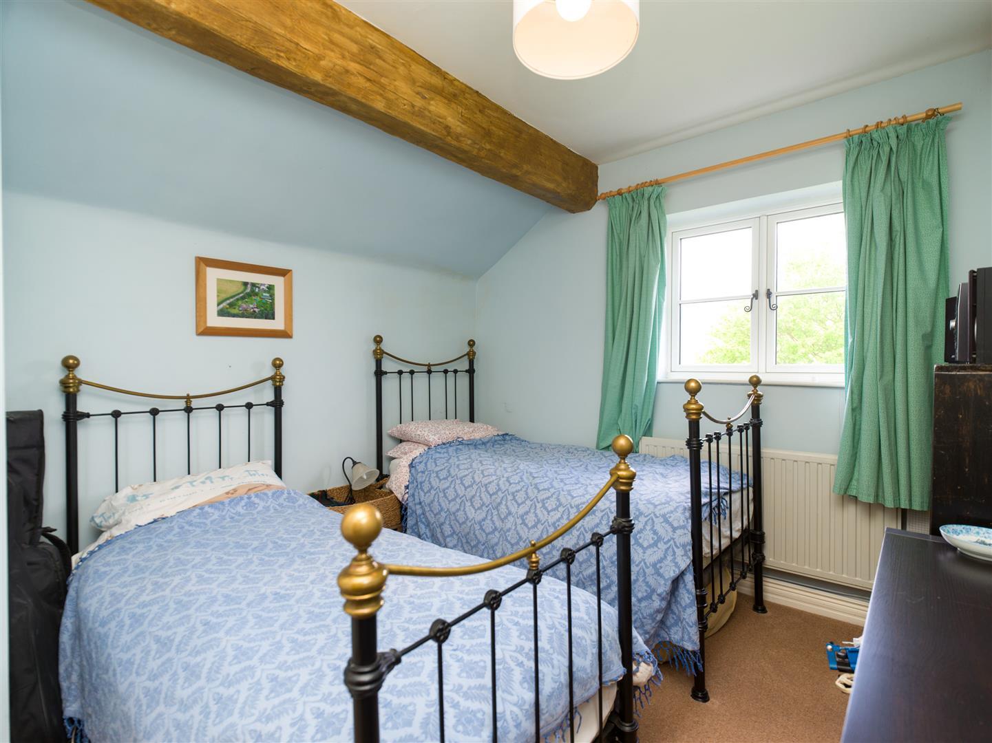 Property Image dee176e5-8e38-48ee-8fed-c8410cd5444f