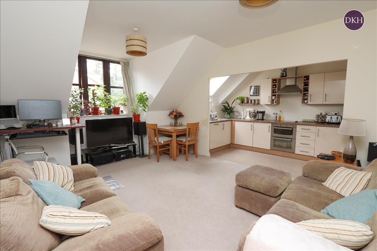 Property Image dee6b2b5-f99b-484e-9173-8ab9af9565fc