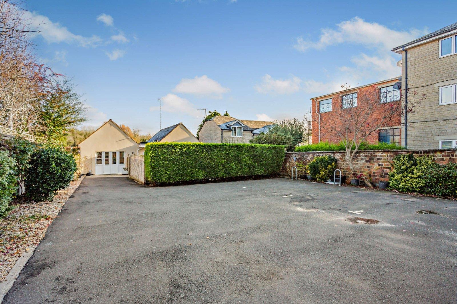 Property Image deff7d32-94ef-4fc7-aa03-a223df782bd3