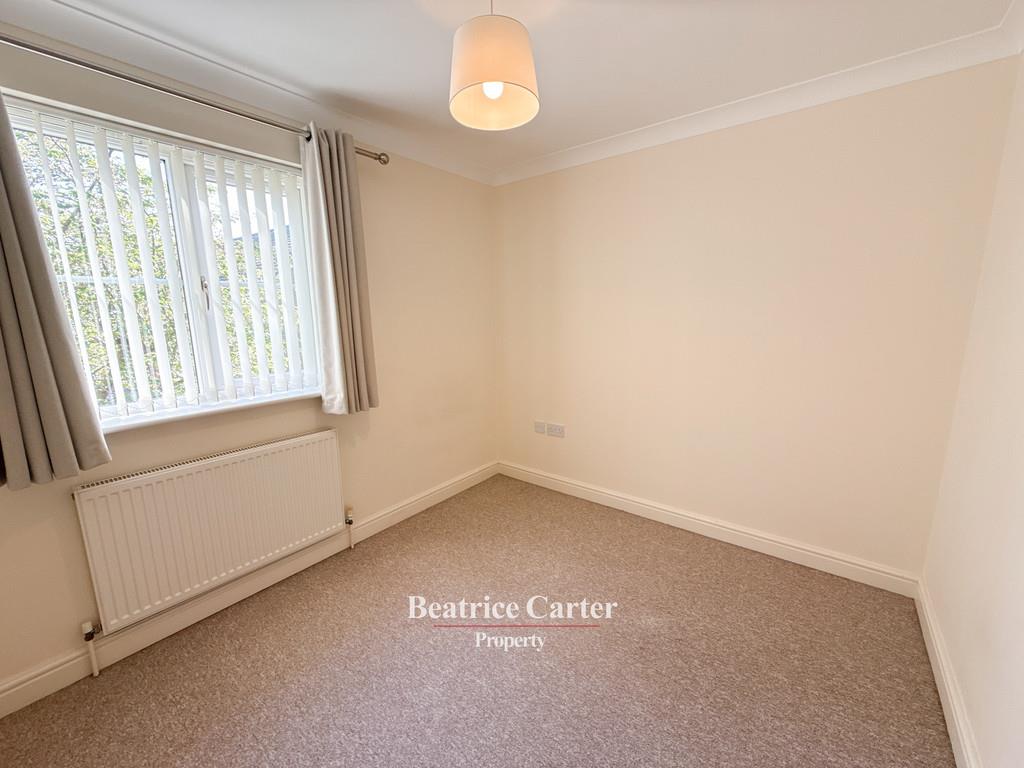 Property Image df0a6cb9-5785-4ba4-85d8-4e720a863408