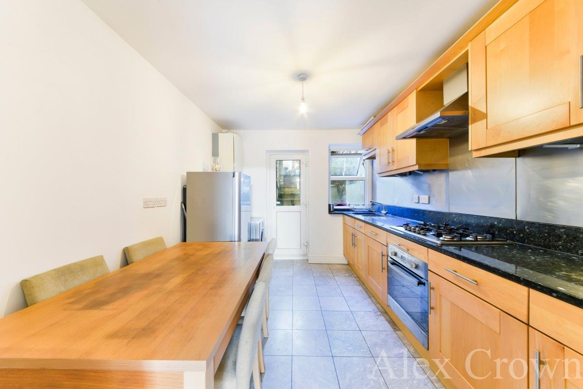 Property Image df471ab1-7eb1-49e8-80b4-75a9278d26d4