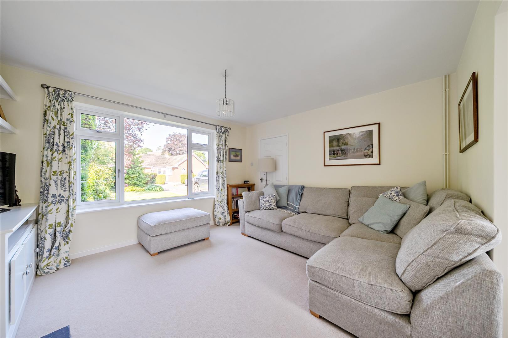 Property Image df68f8b9-3719-48b3-911e-44d43bc754f7