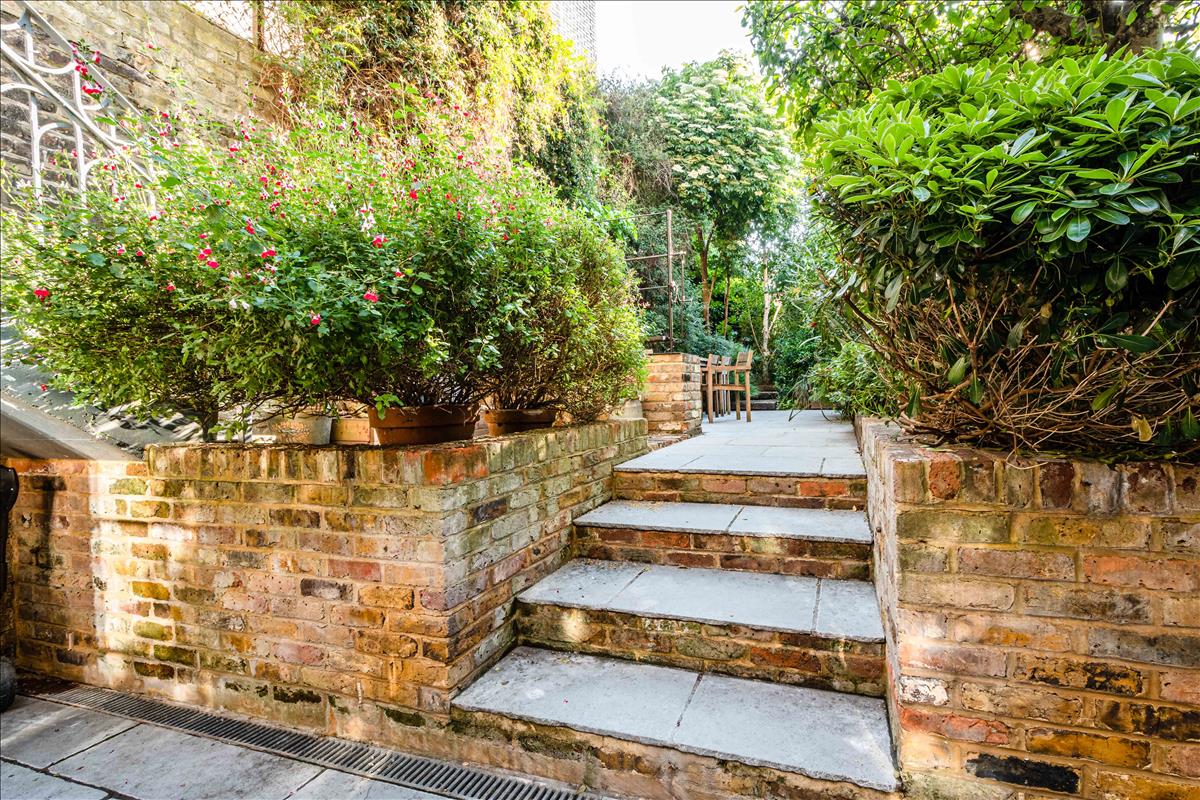 5 bedroom town house for sale London Fields, E9