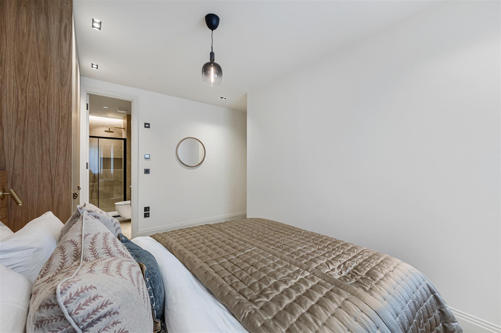 Property Image df71ea65-b927-4dad-bd34-4b94a56c306f