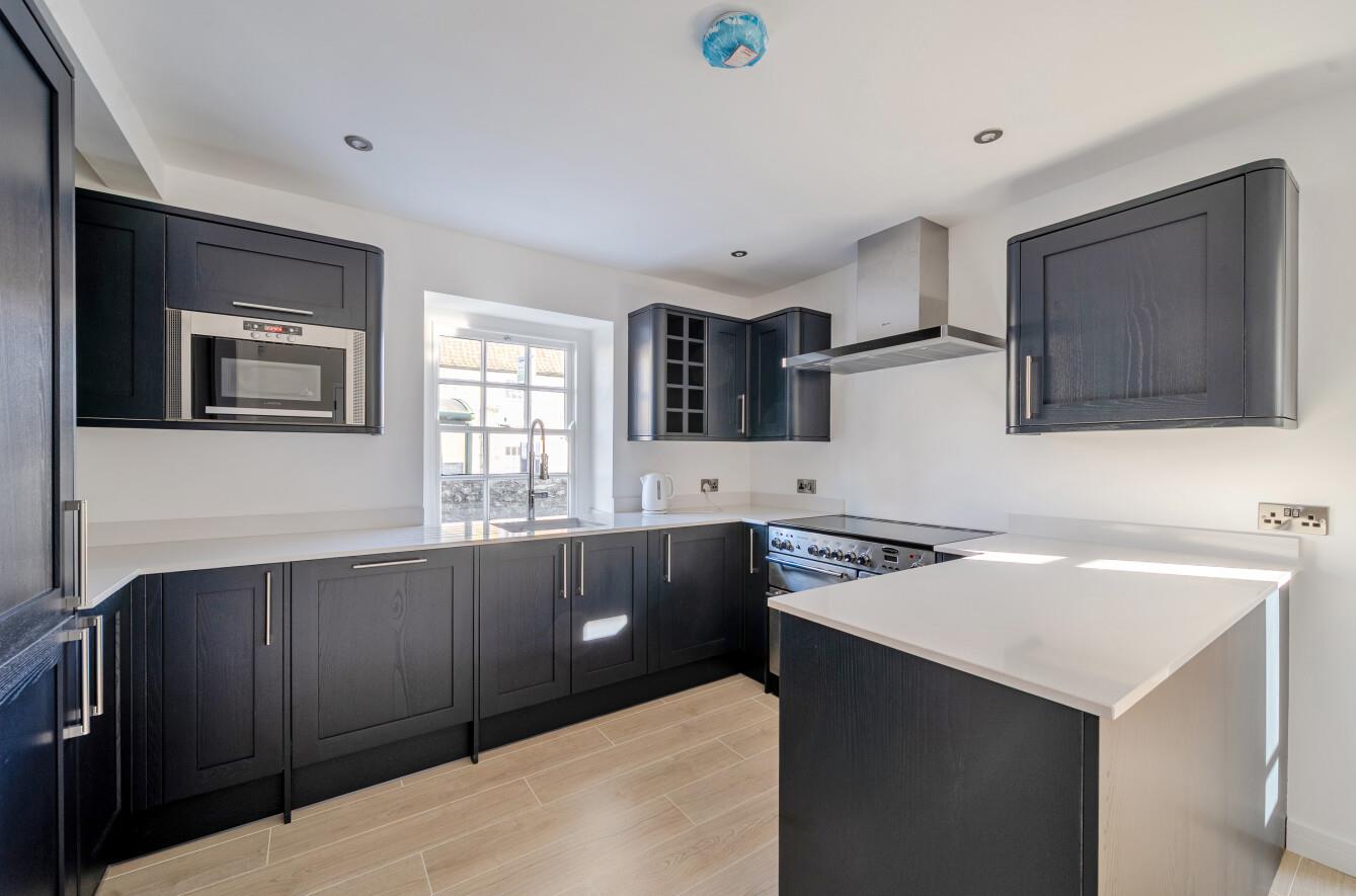 Property Image df7cb8ef-6a5a-46b1-af12-6d2c01fcc8ab