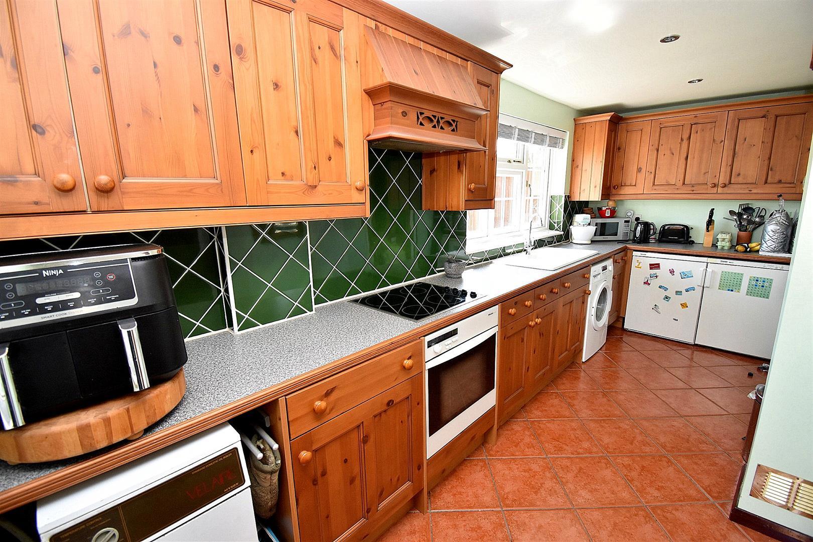 Property Image dfa10d90-6bd7-4266-abc6-cb9a39aee2b8
