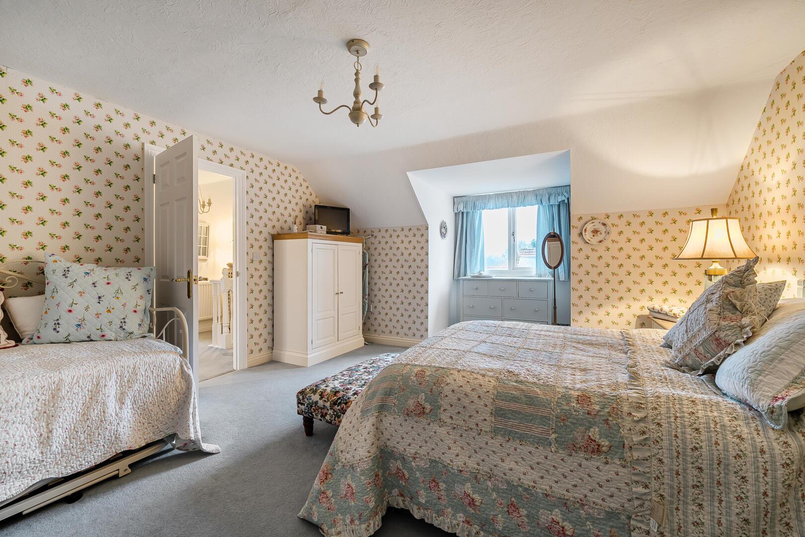 Property Image dfa669b3-15fd-4e33-b1a5-f2d969161666