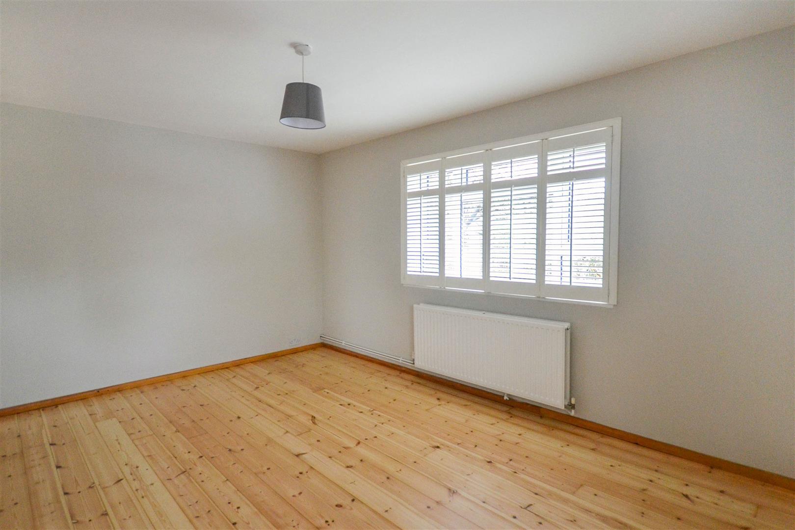 Property Image dfc190ff-9d80-4df4-a9d0-1f58a805f89b