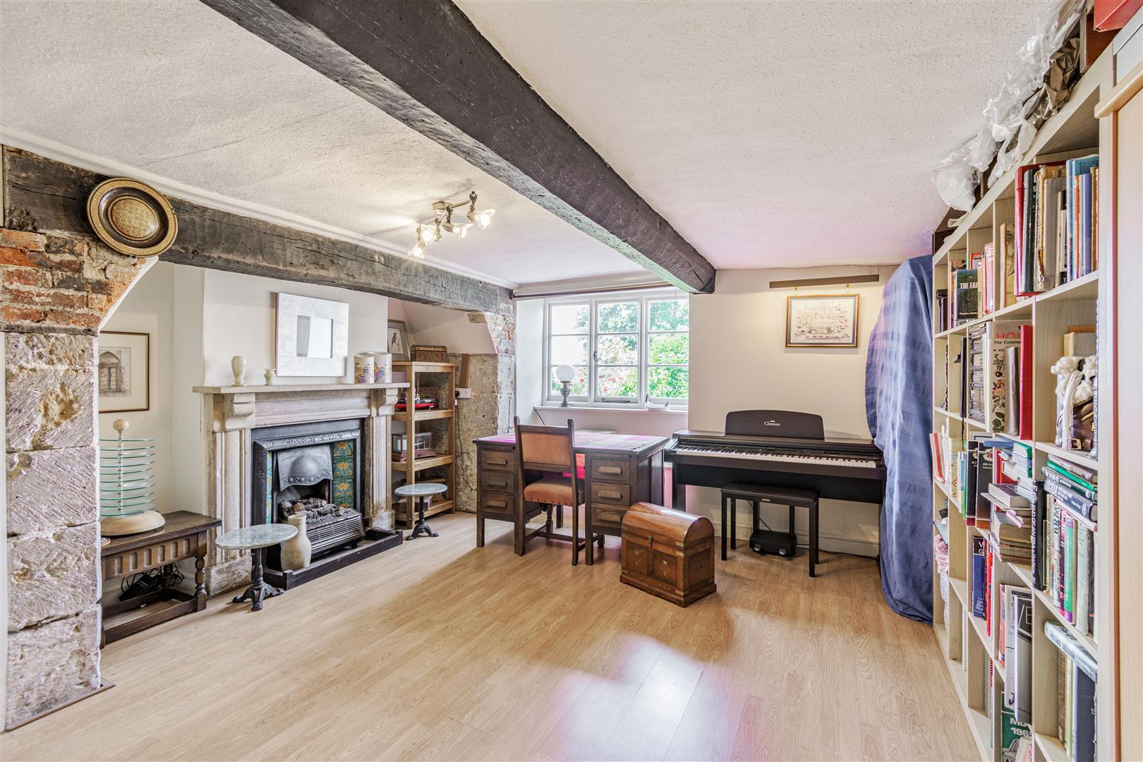 Property Image dfe26928-7338-46ef-adf0-01c657ddde7a