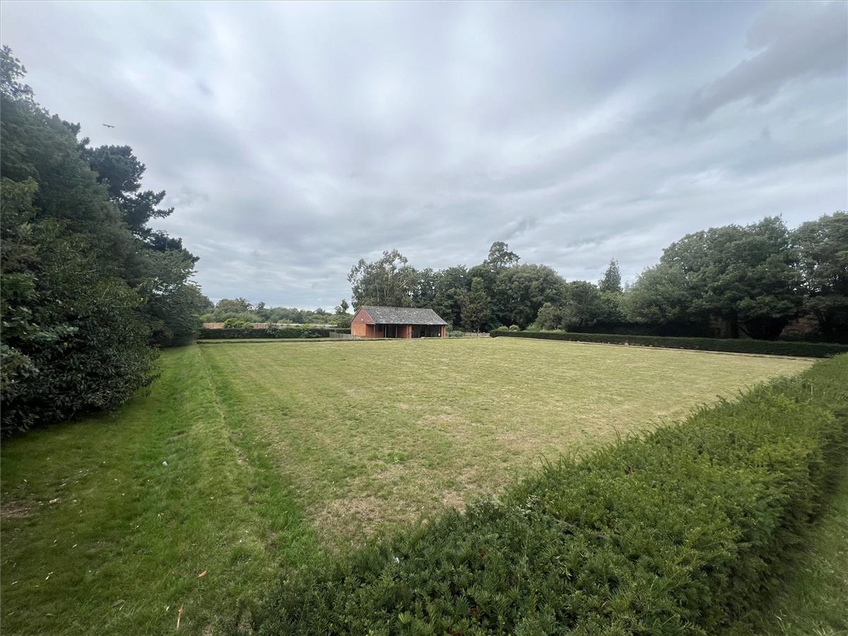 Property Image dfe2f7e3-1062-4599-9771-c8238bab05da