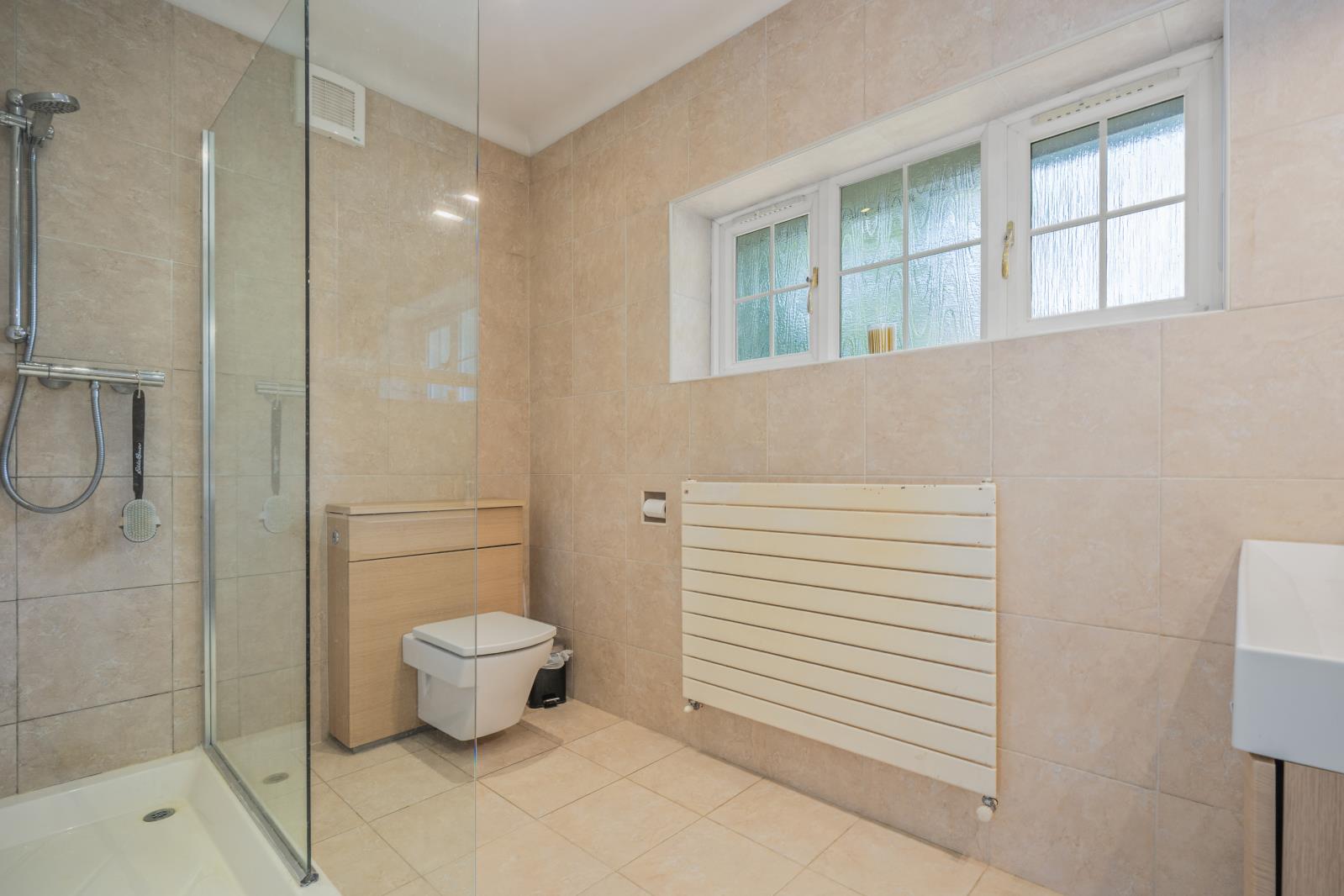 Property Image dfeca1c0-0f96-4d52-813a-bb57268d7a4b