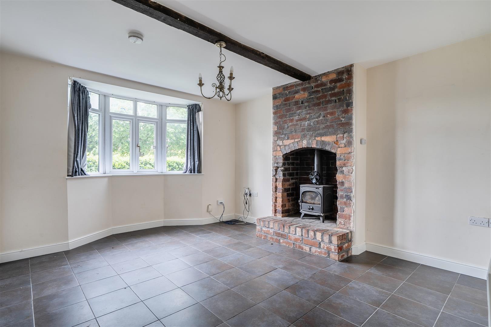 Property Image e003afab-f1d3-46e6-9d45-0638bb589ad3