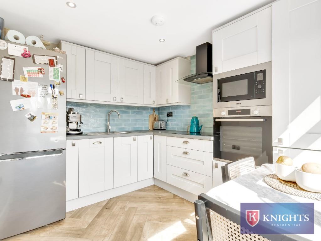 Property Image e00a5ff1-7210-47e0-81e3-5e00645e3d1d