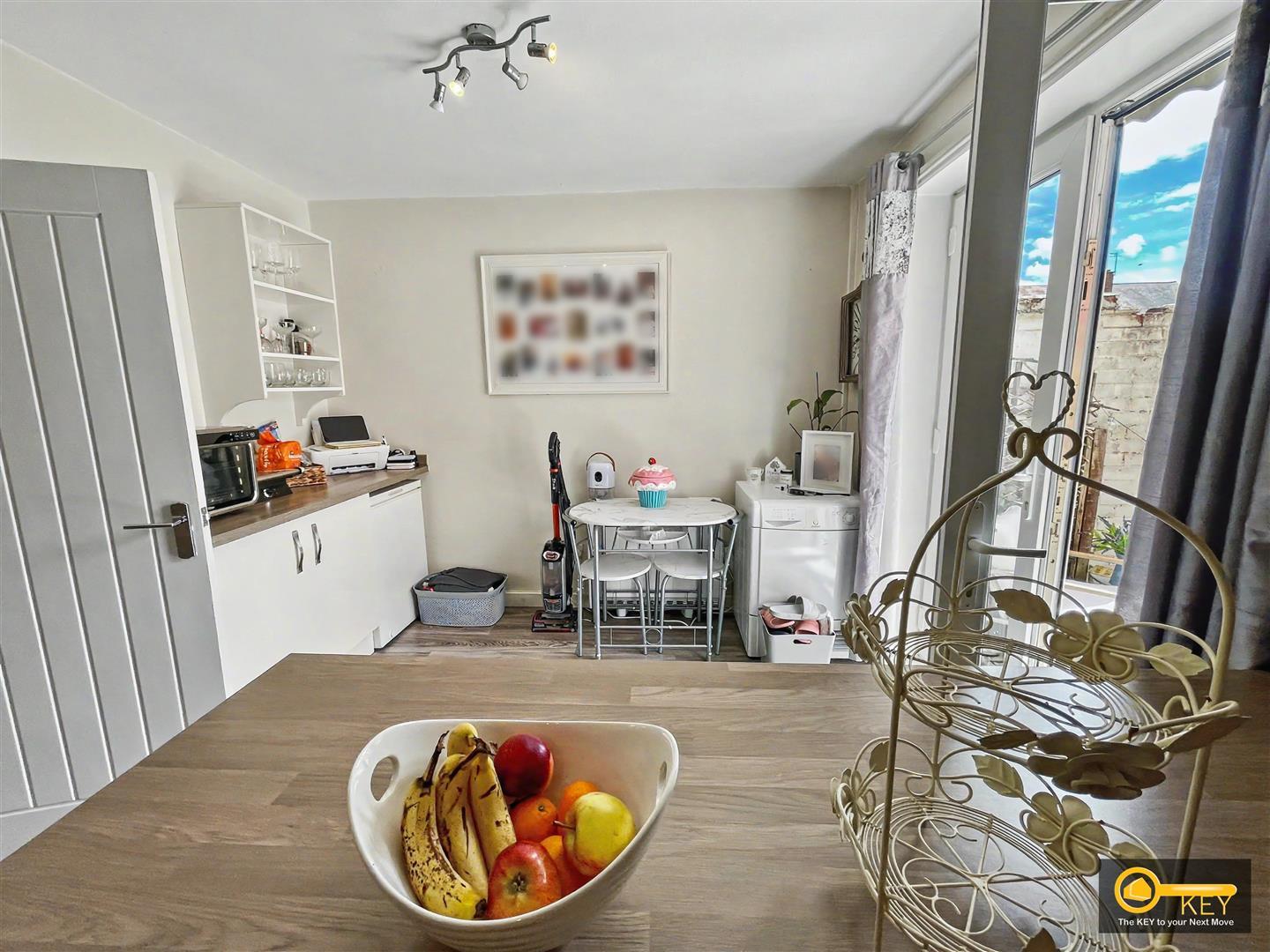 Property Image e0141428-6fac-4ca2-ad9c-0a8bcb21228d