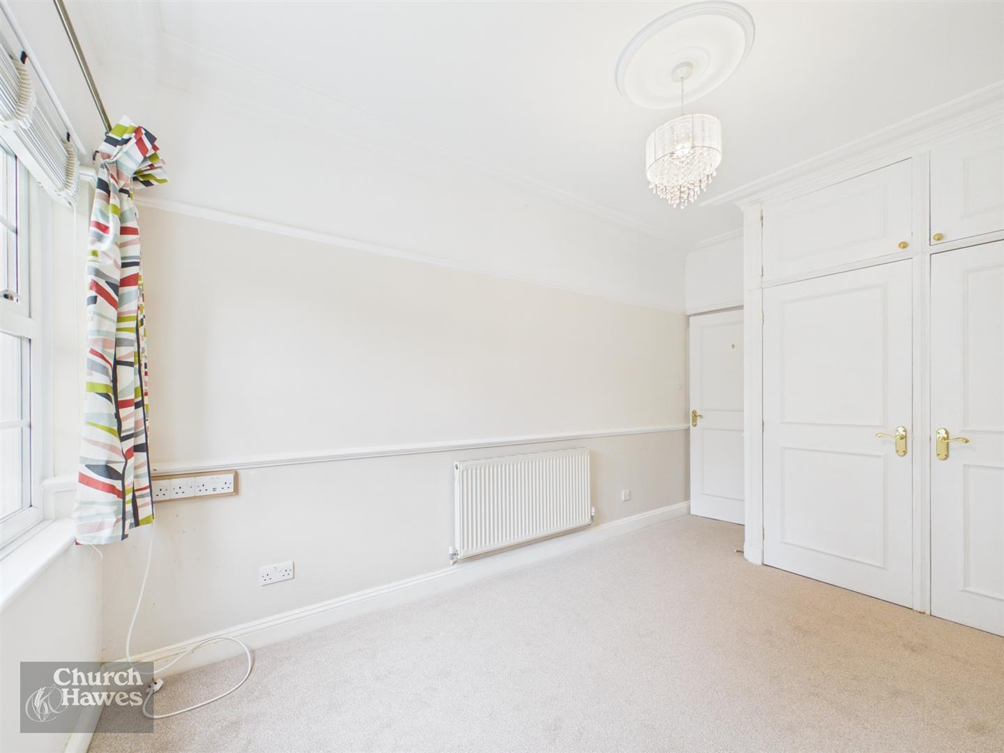 Property Image e01b0502-6936-41ae-9766-e46190779720