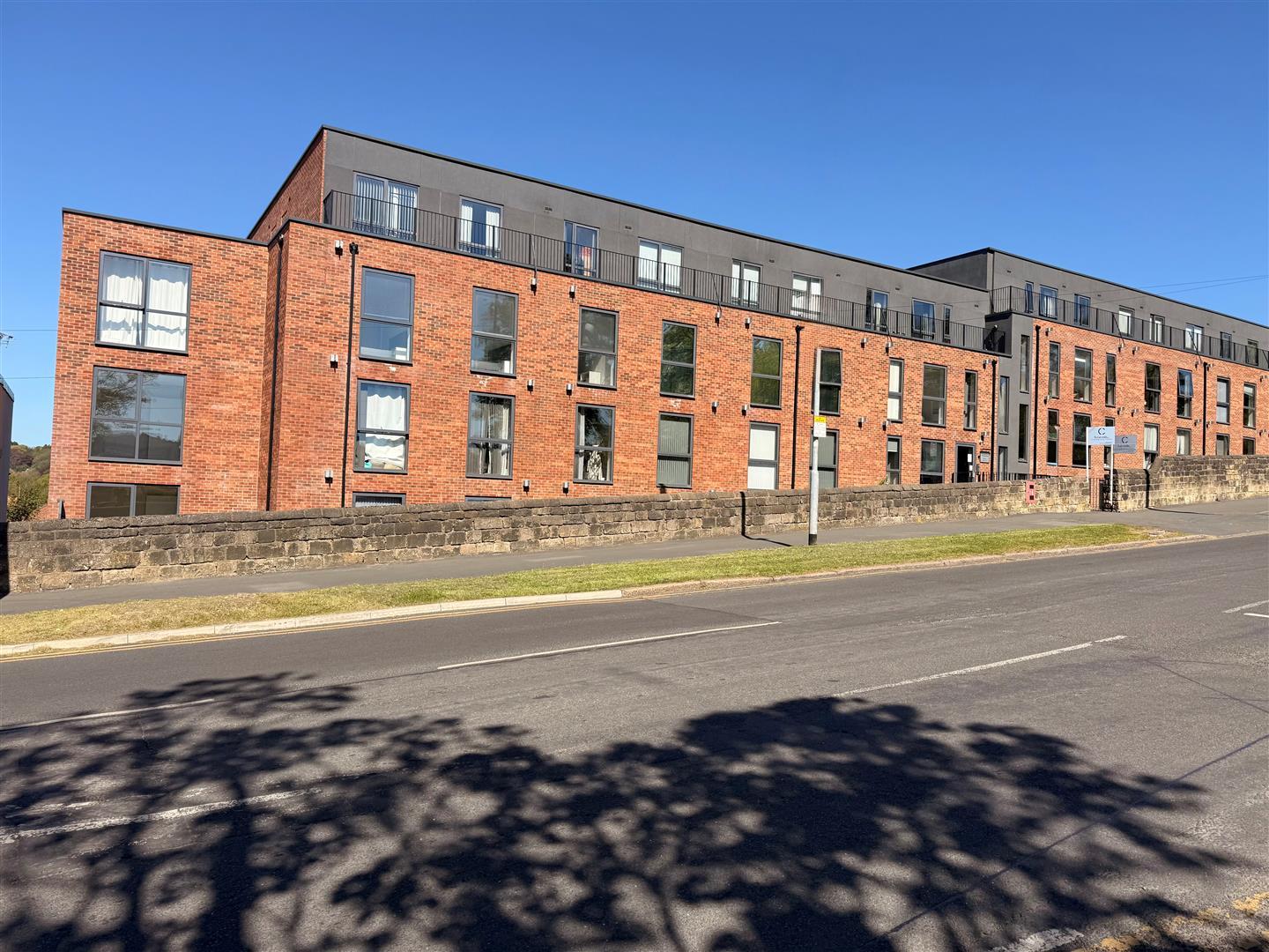 Property Image e0231e27-e6a7-4cb9-9654-57ce91d32b76