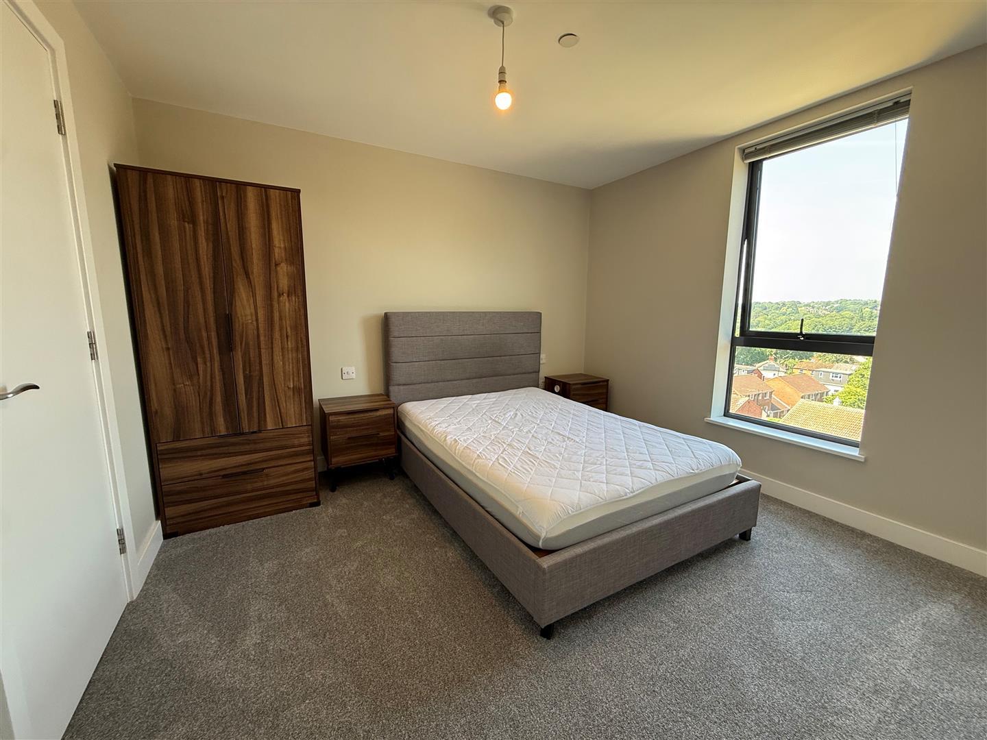 Property Image e02a415e-a47a-46ec-9e4b-df3b91f4df70