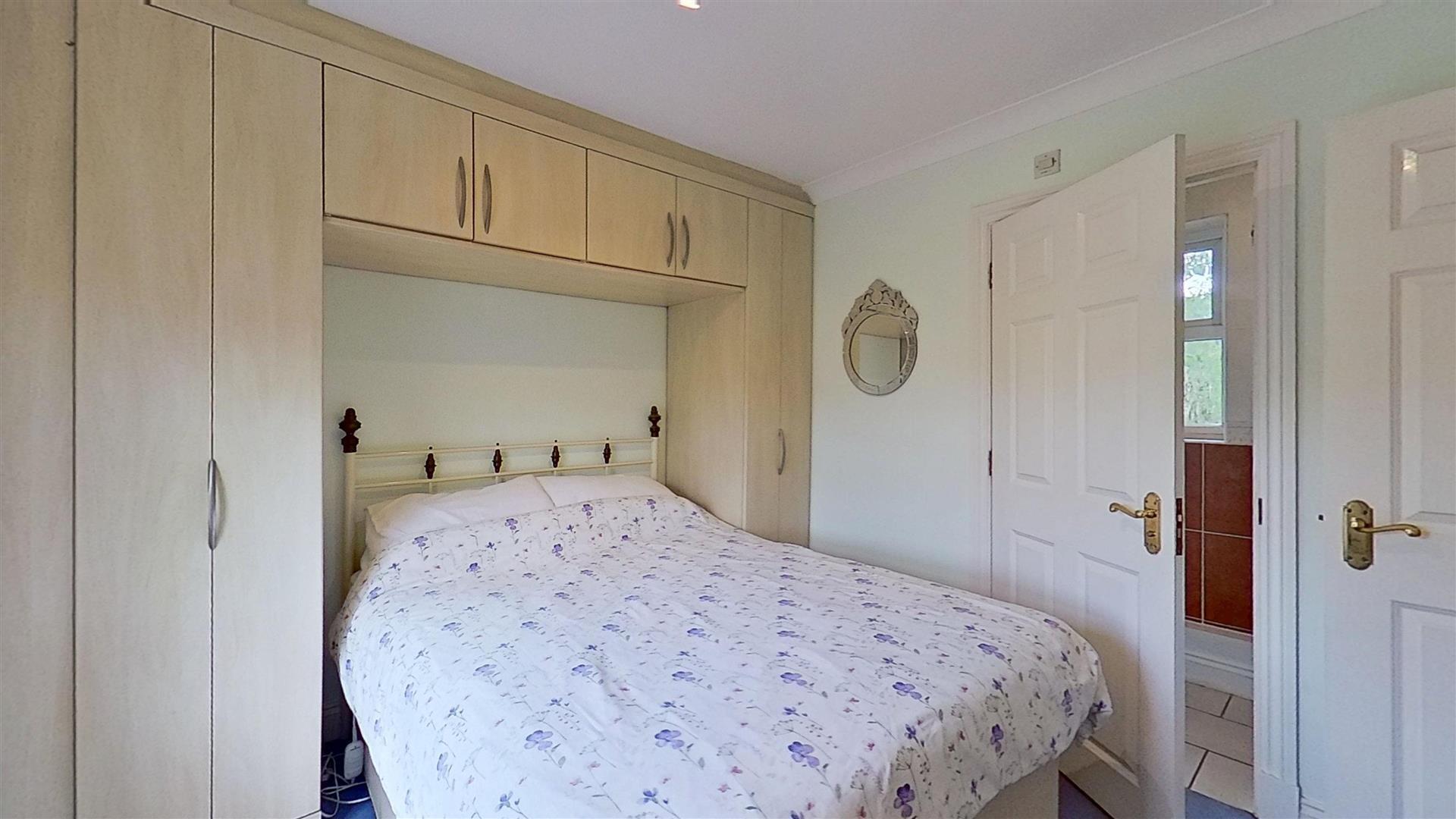 Property Image e0324fd7-2200-46d0-b31a-bc51388ed6a7