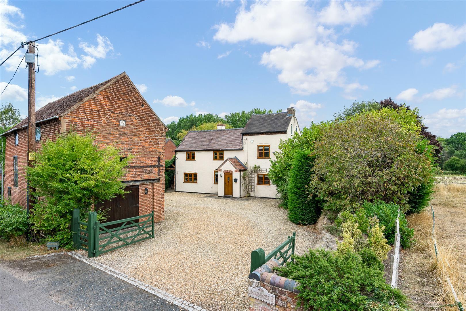 Property Image e03a7842-e62e-41eb-9095-cf41bd2e3ea1