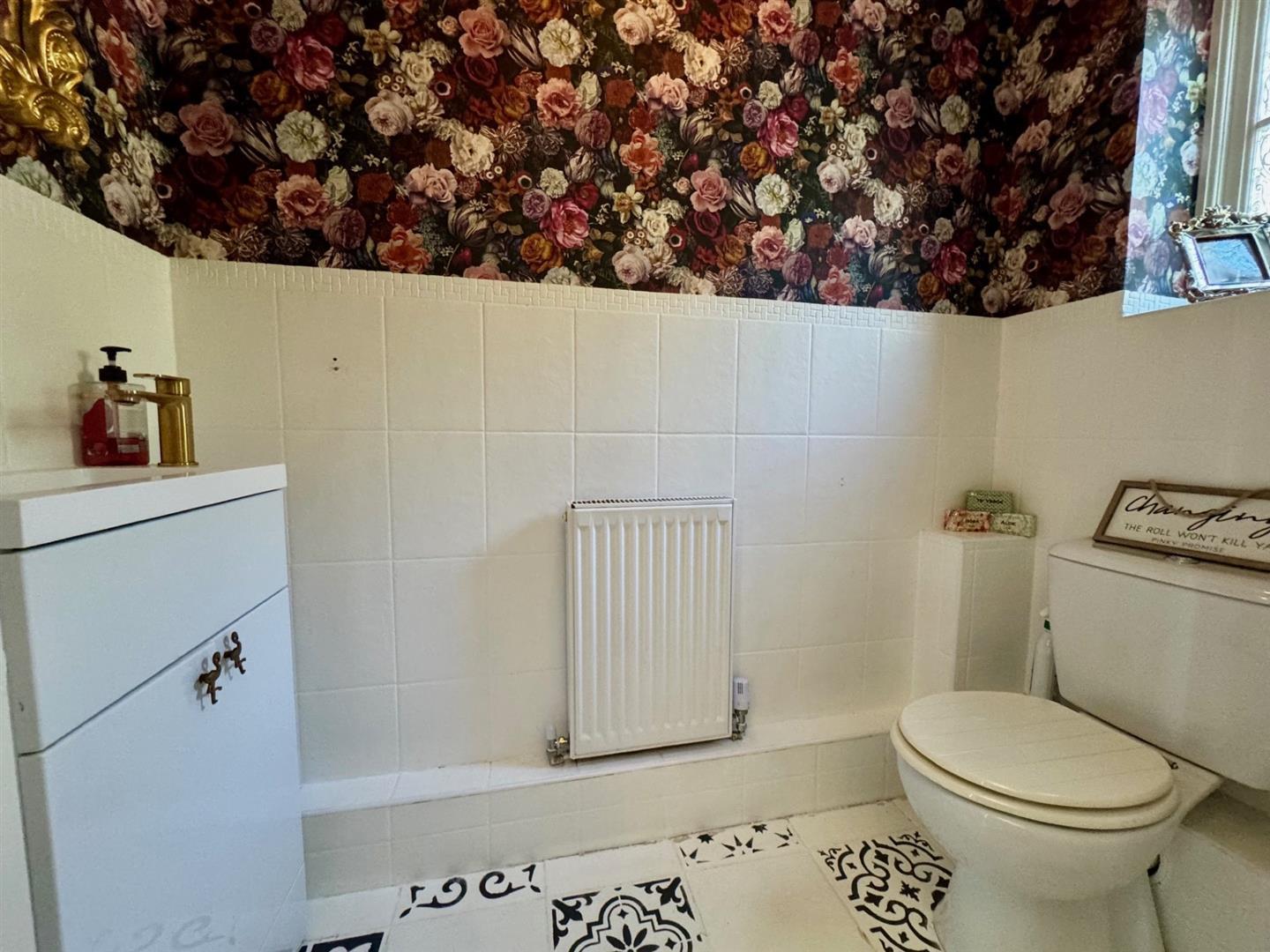 Property Image e048057c-b32d-4cc3-bef6-d53b99fb3a88