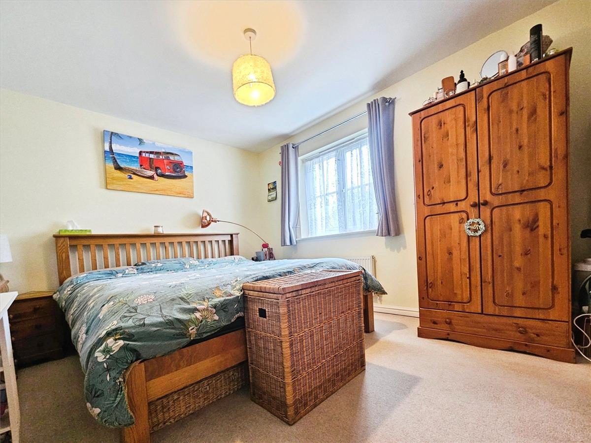 Property Image e048f98f-405c-454b-a401-90f8b2dee614