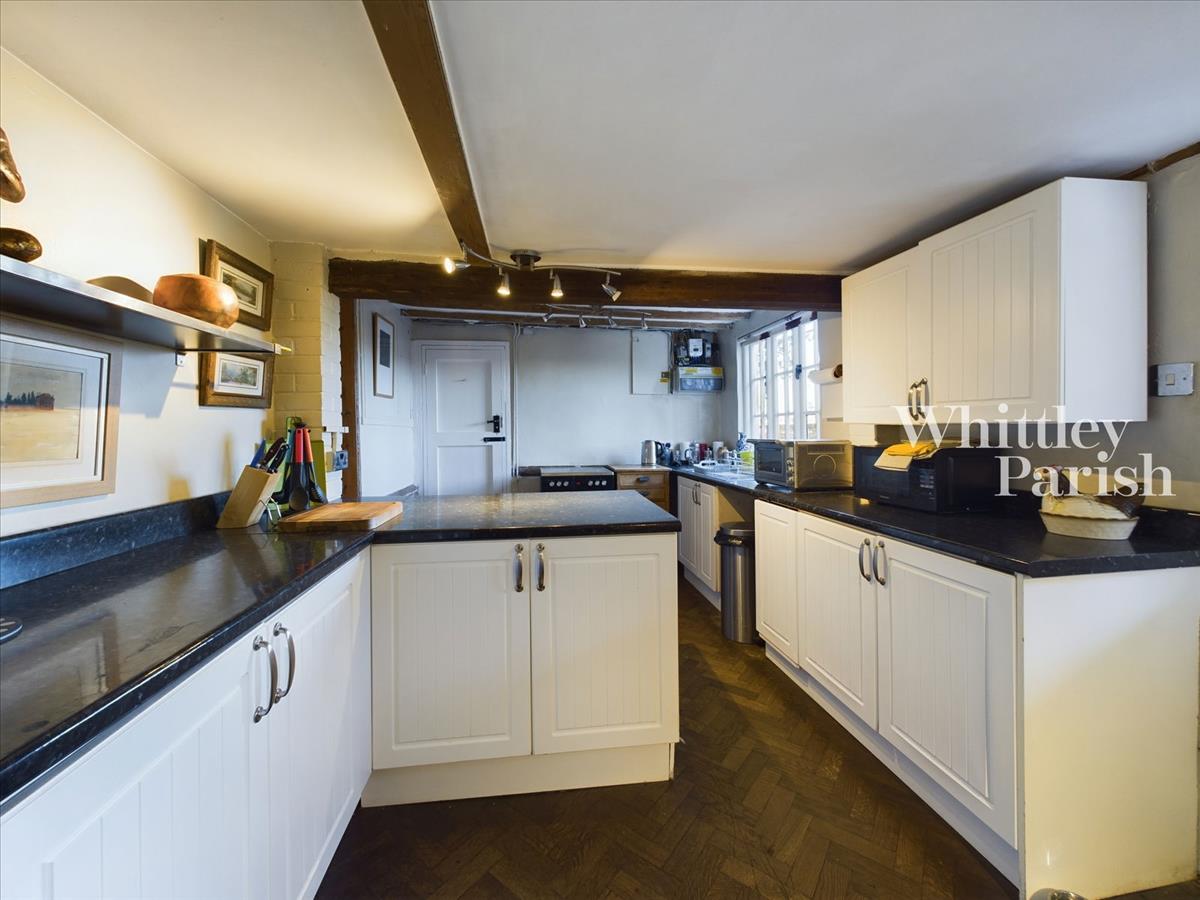 Property Image e0507627-5a07-49d9-802b-86d2c885c752