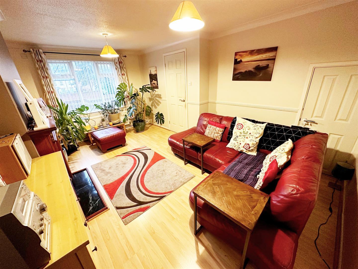 Property Image e05c7c06-4fe2-4f65-ba0f-a7162a8d8e6e