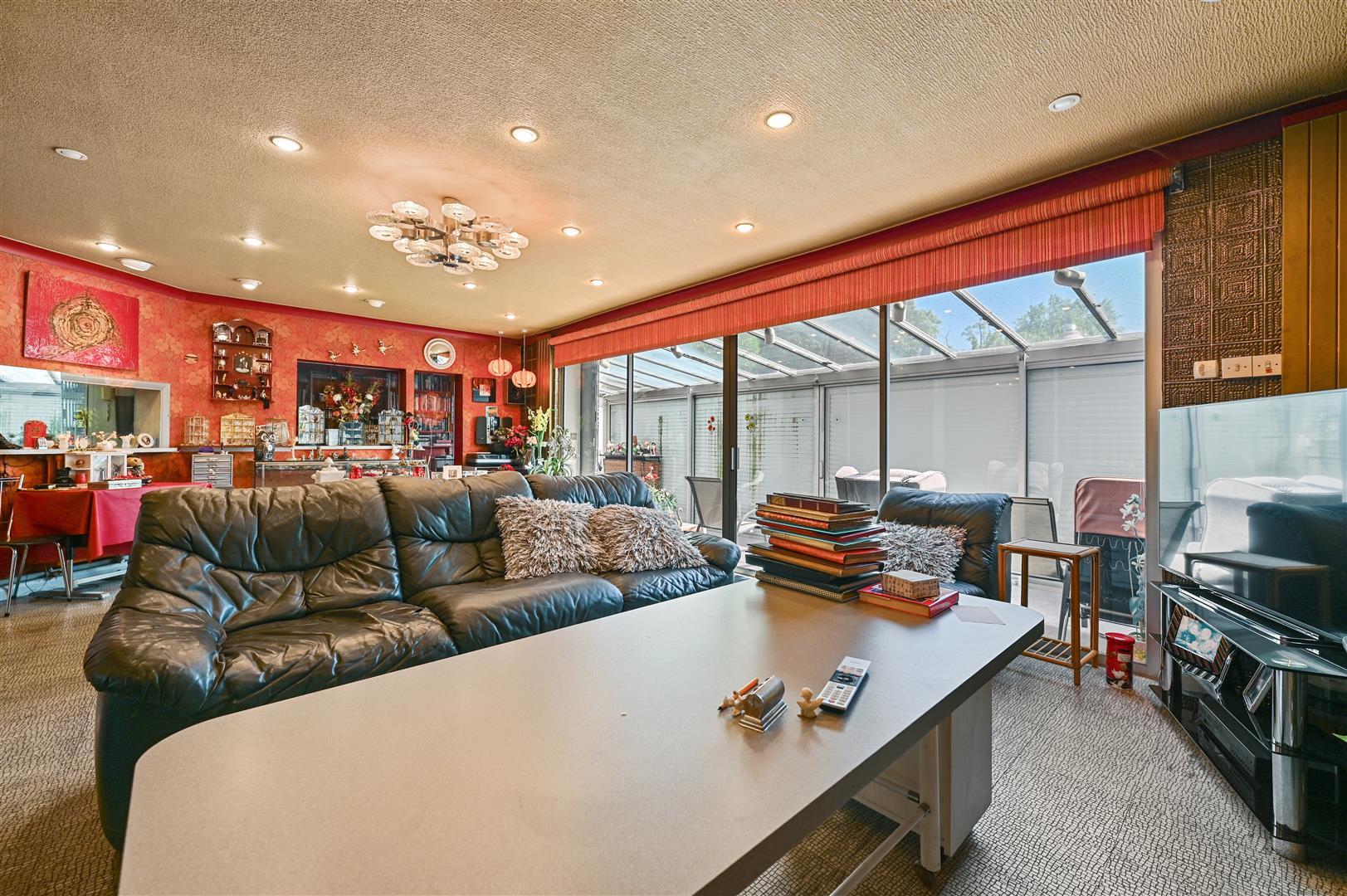 Property Image e060b937-332f-4295-9ad1-552a65831663