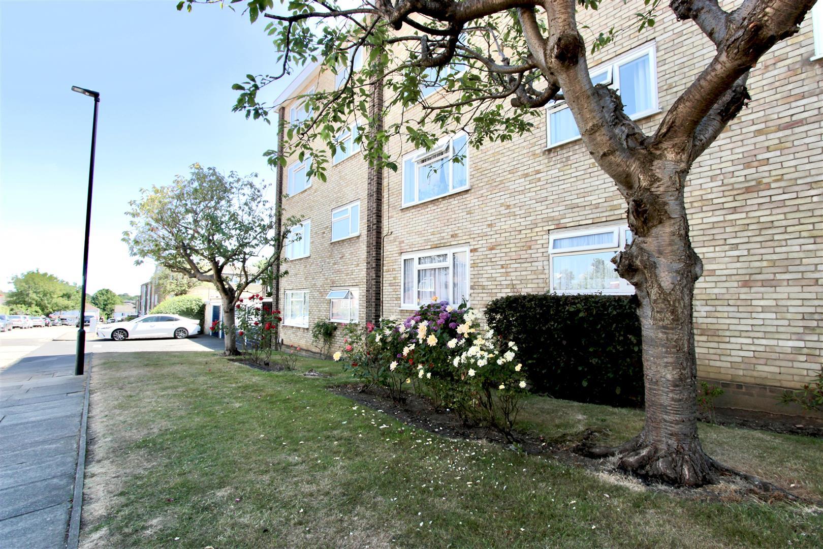 Property Image e065d79f-bee2-47d3-8537-c3a101955088