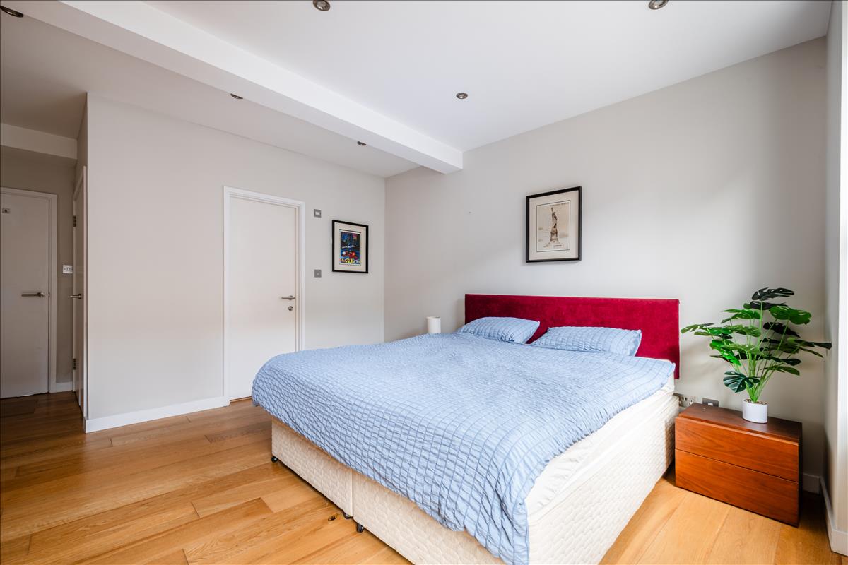 Property Image e0791185-c47b-445b-9783-5aa681146405