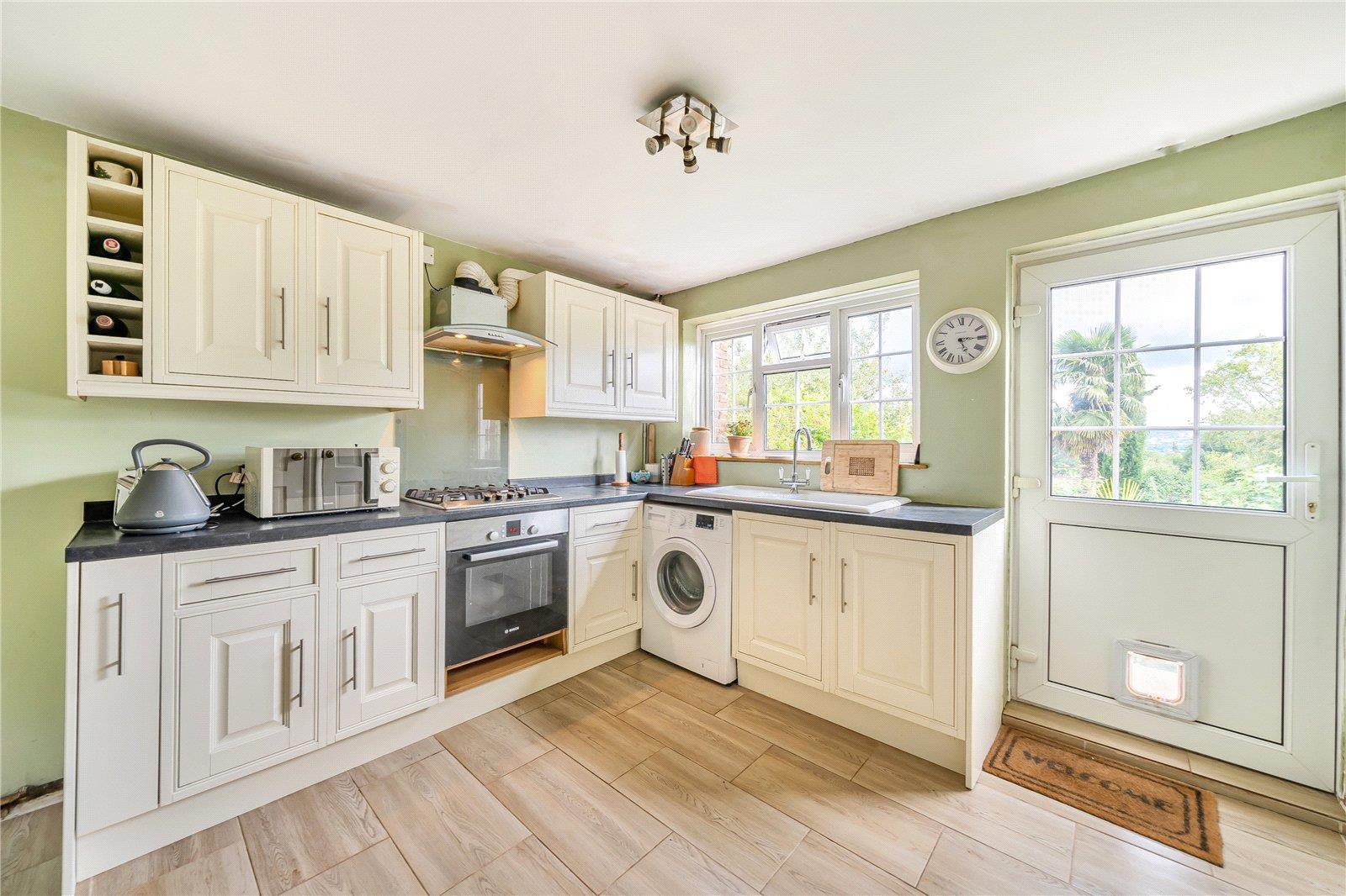 Property Image e07b37b9-ecc9-4136-bb65-6128933d81fd