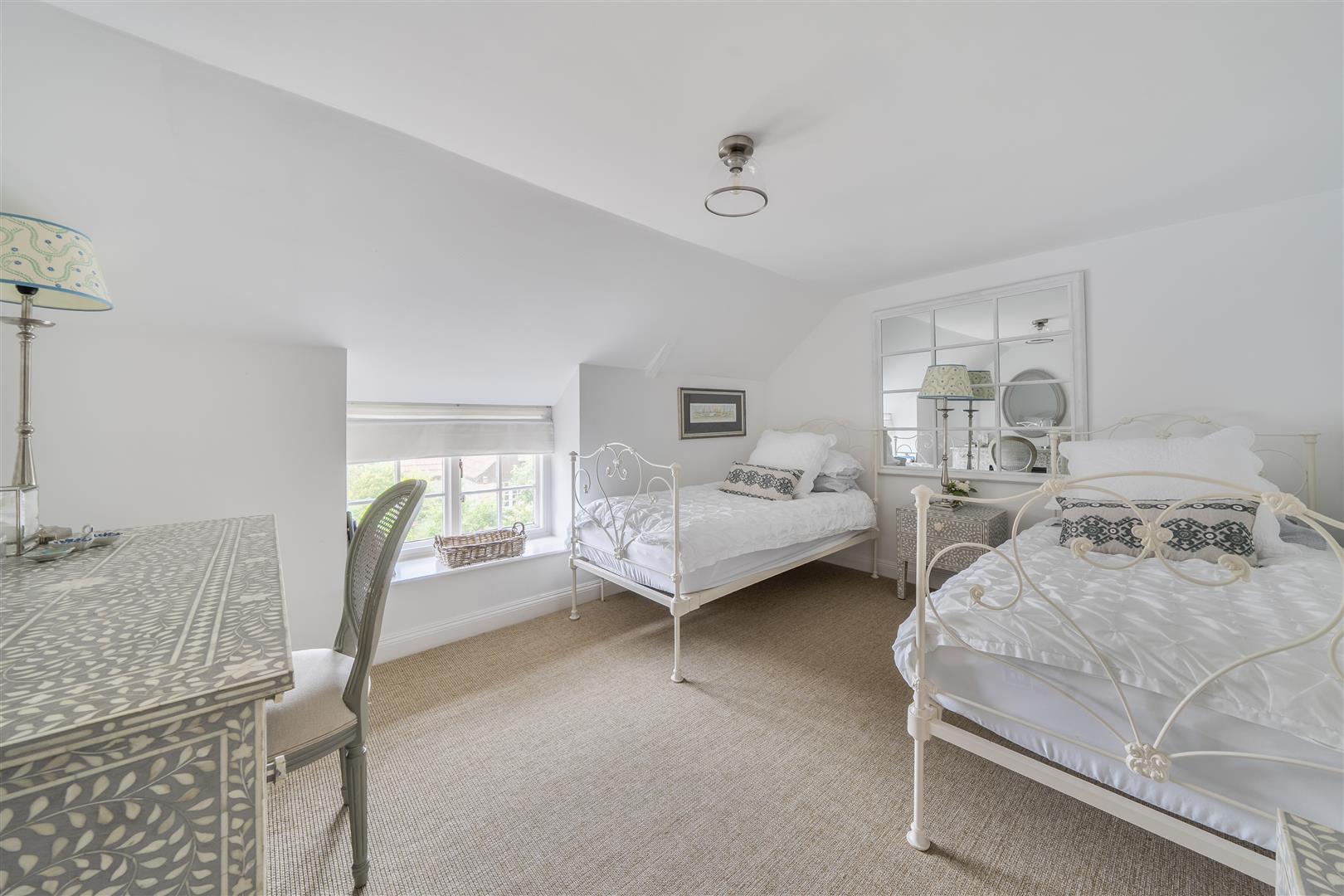 Property Image e07c2eb7-a292-4f02-a144-c950ad623c41