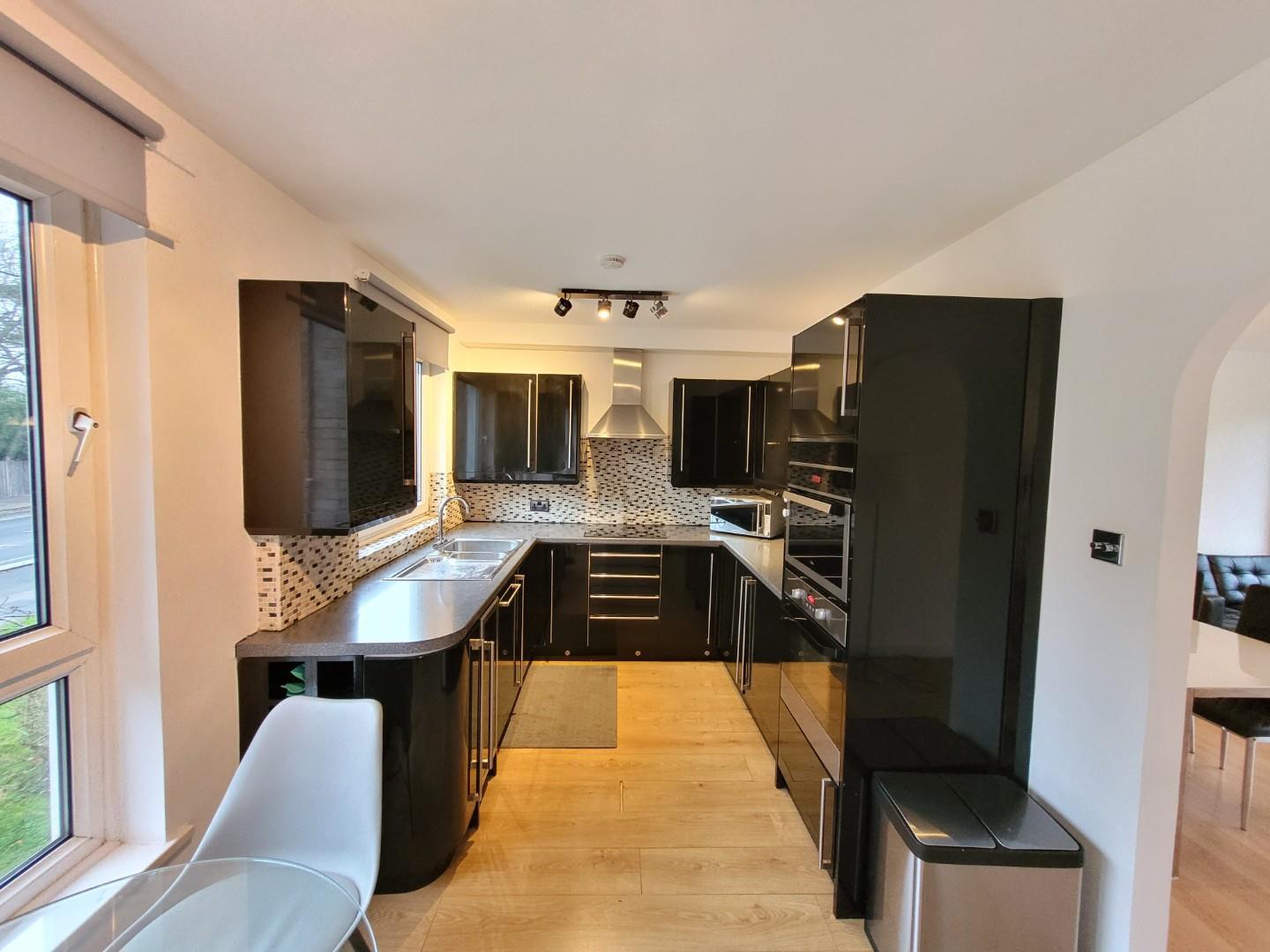Property Image e07f627f-1b98-4cb2-98c6-95ee2eeb1f36
