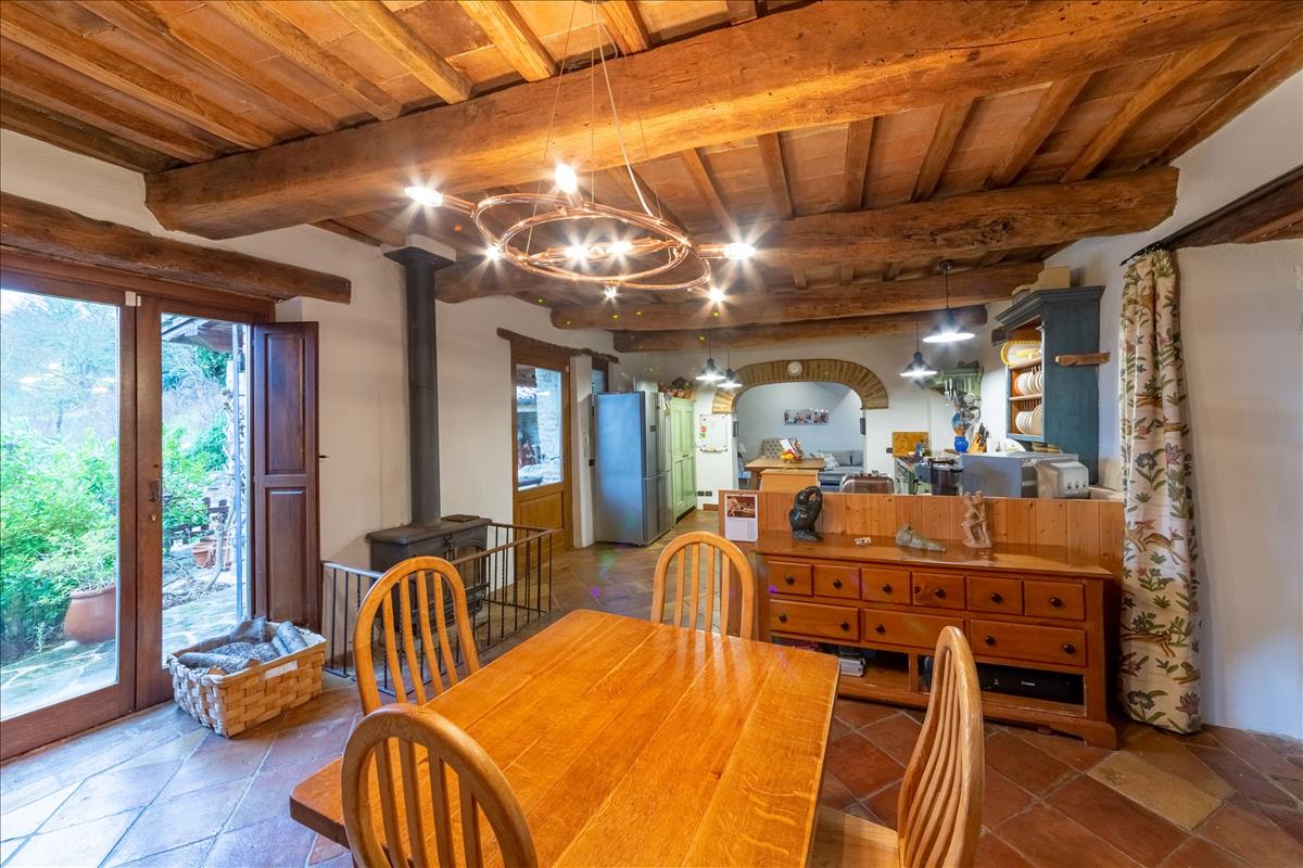 Property Image e08087a8-8dce-4acb-80d1-23c69f67783c