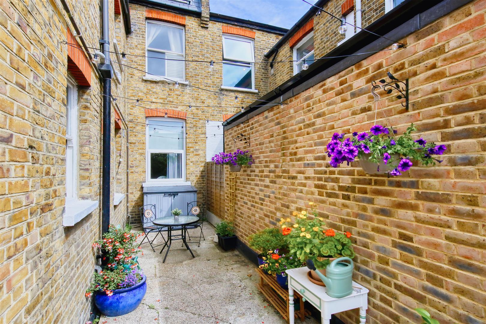 Property Image e08698ff-8805-4bcf-81d3-a16affb54233
