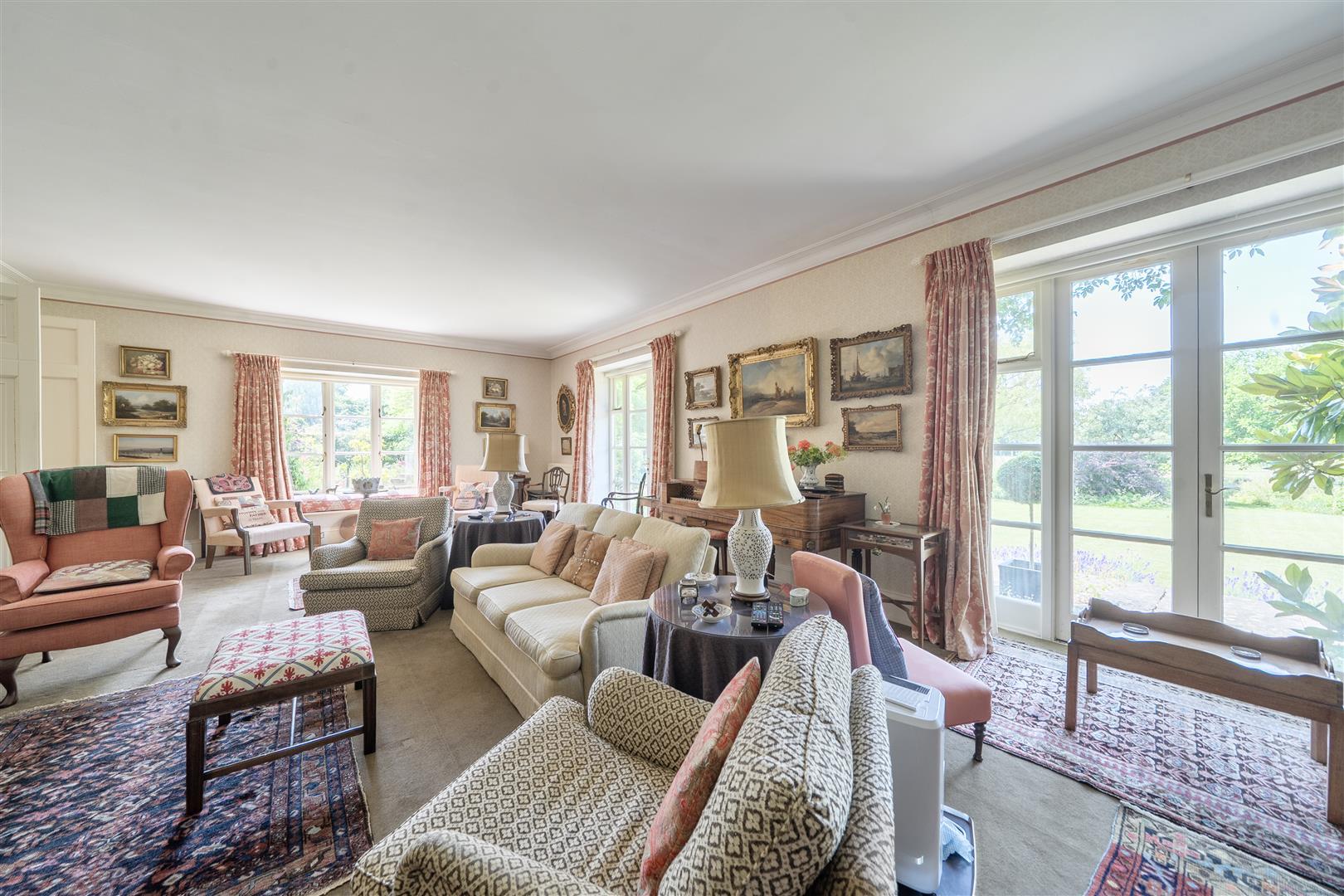 Property Image e0ad8a27-a147-4768-a469-be3892359694