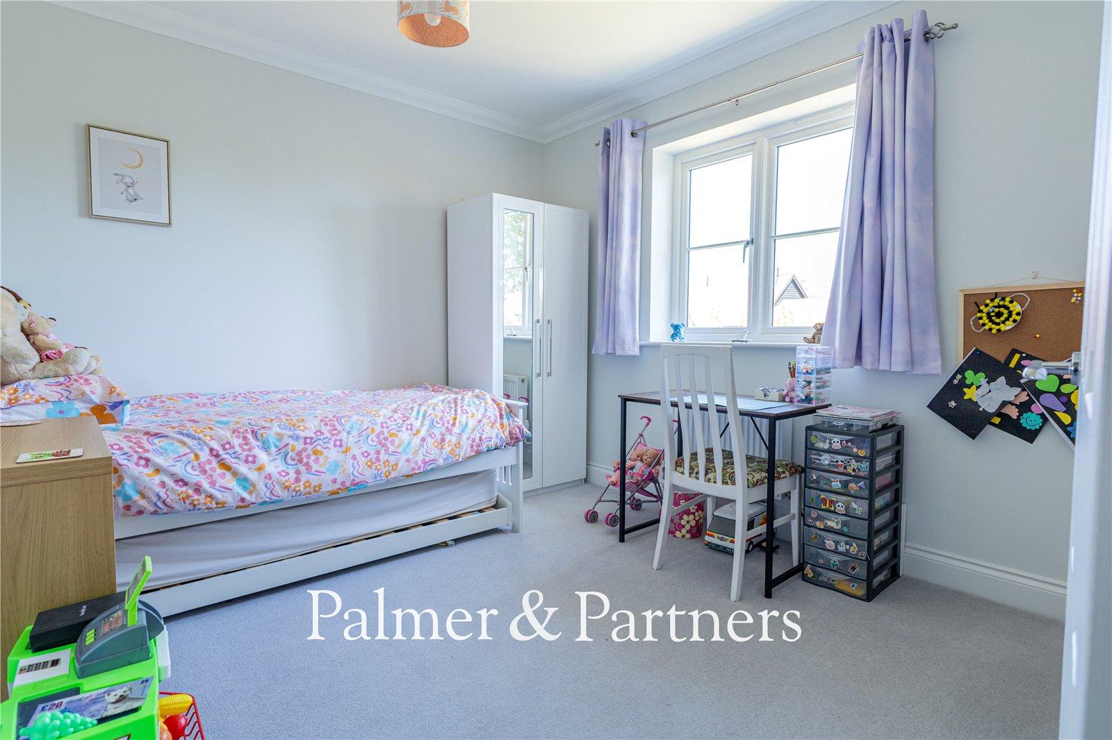 Property Image e0ae4c75-e294-4877-a29f-c7995f4d383a