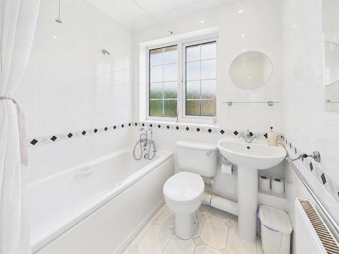 Property Image e0b413a4-c8f6-42d2-b066-97a964950135
